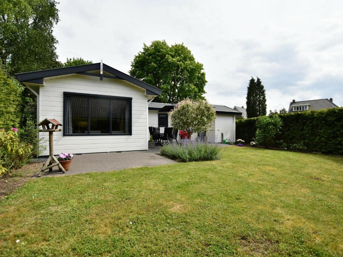 Spacious Chalet In Wolfheze With Garden Kültér fotó
