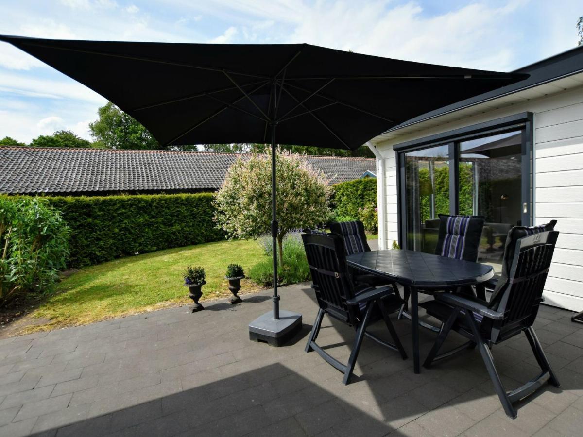 Spacious Chalet In Wolfheze With Garden Kültér fotó